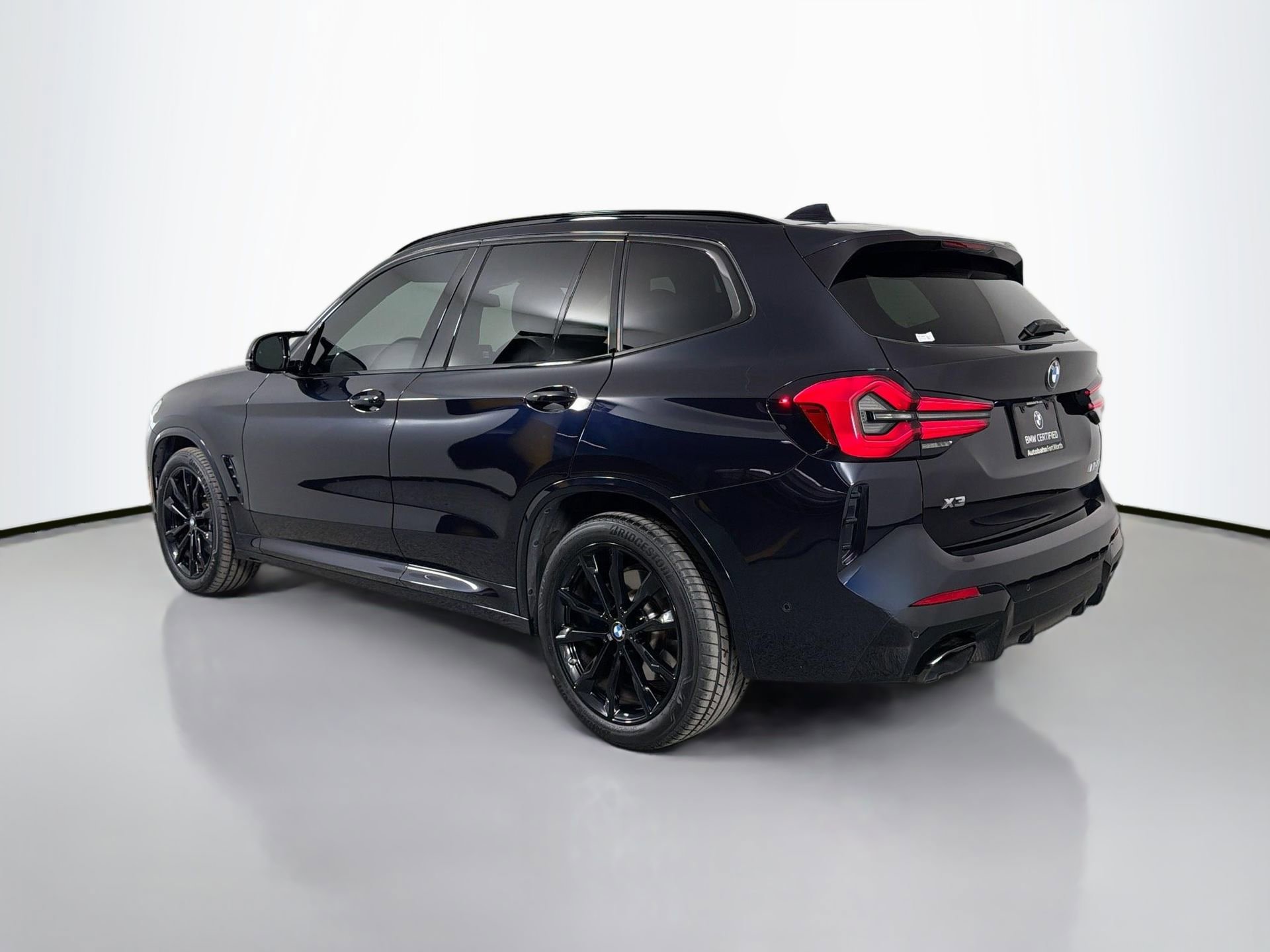 Certified 2024 BMW X3 M40i w/ Parking Assistance Package image 8