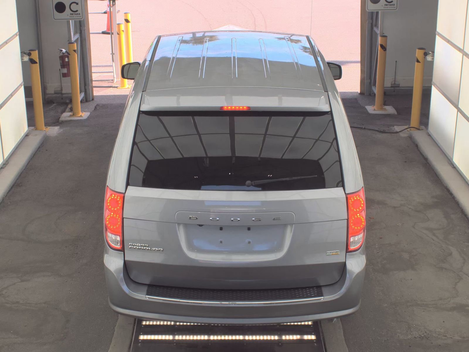 Used 2017 Dodge Grand Caravan SE w/ Power Window Group FWD image 10