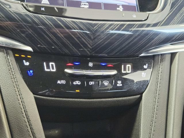 Used 2024 Cadillac XT6 Premium Luxury w/ LPO, Floor Liner Package AWD/4WD image 27