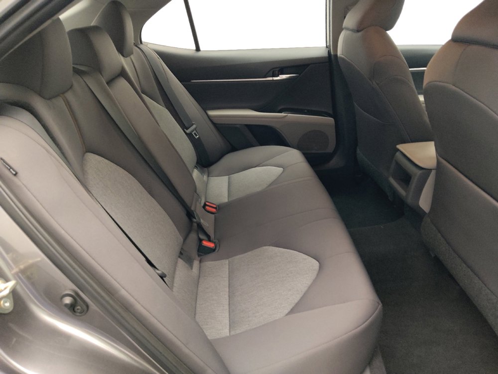 Used 2019 Toyota Camry LE FWD image 19