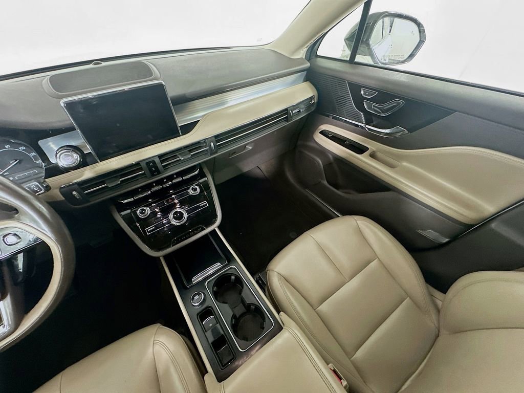Used 2021 Lincoln Corsair FWD image 11