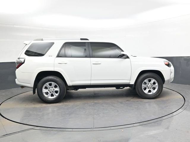 Used 2021 Toyota 4Runner SR5 image 3