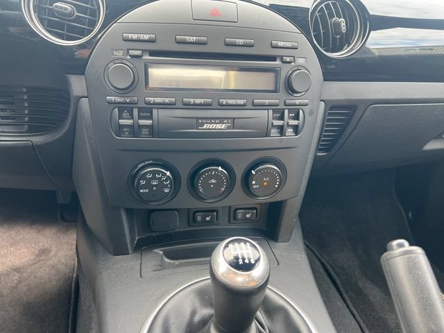 Used 2008 MAZDA MX-5 Miata Grand Touring RWD image 15