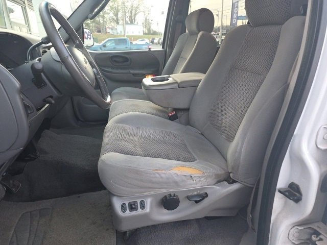 Used 2002 Ford F150 XLT image 7