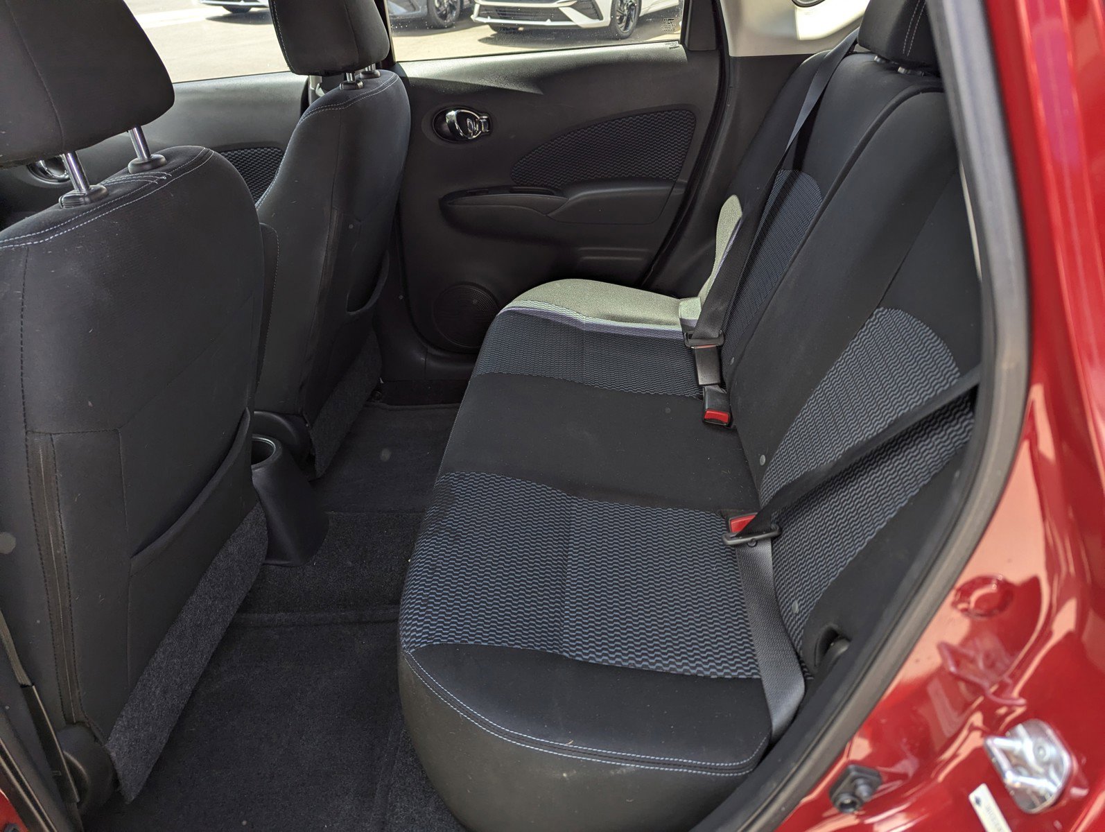 Used 2014 Nissan Versa Note SV w/ Sport Value Package FWD image 8