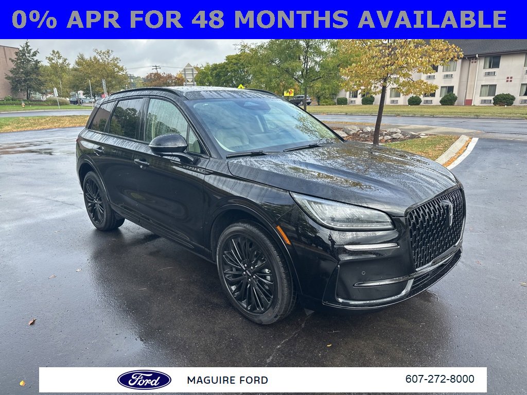 New 2025 Lincoln Corsair AWD w/ Equipment Group 101A image 1