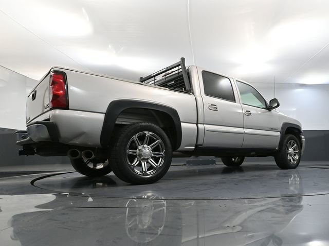 Used 2006 GMC Sierra 1500 Denali w/ Onstar Plus Package image 56