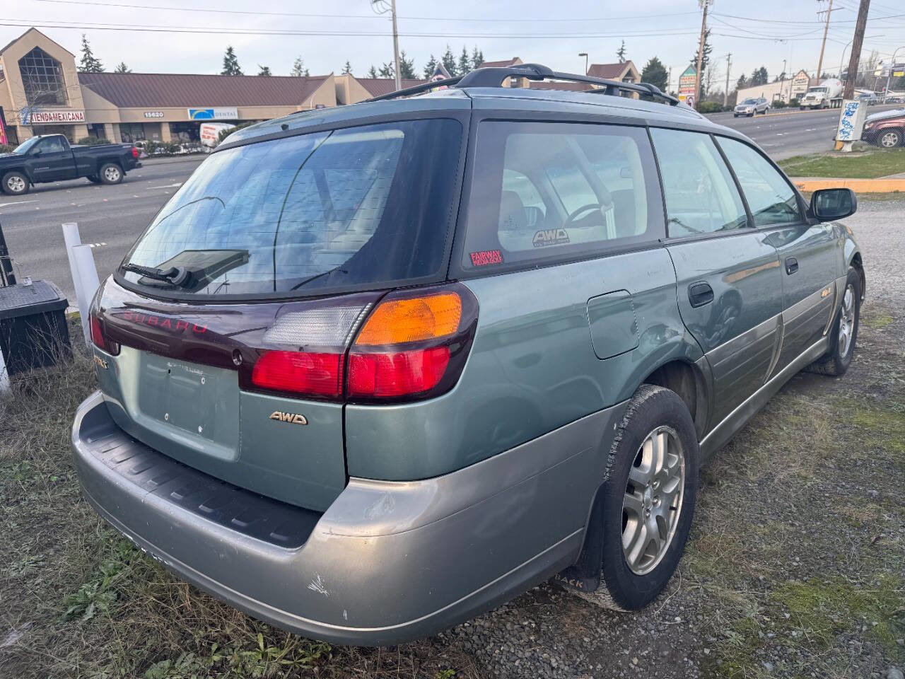 Used 2003 Subaru Outback Wagon image 4