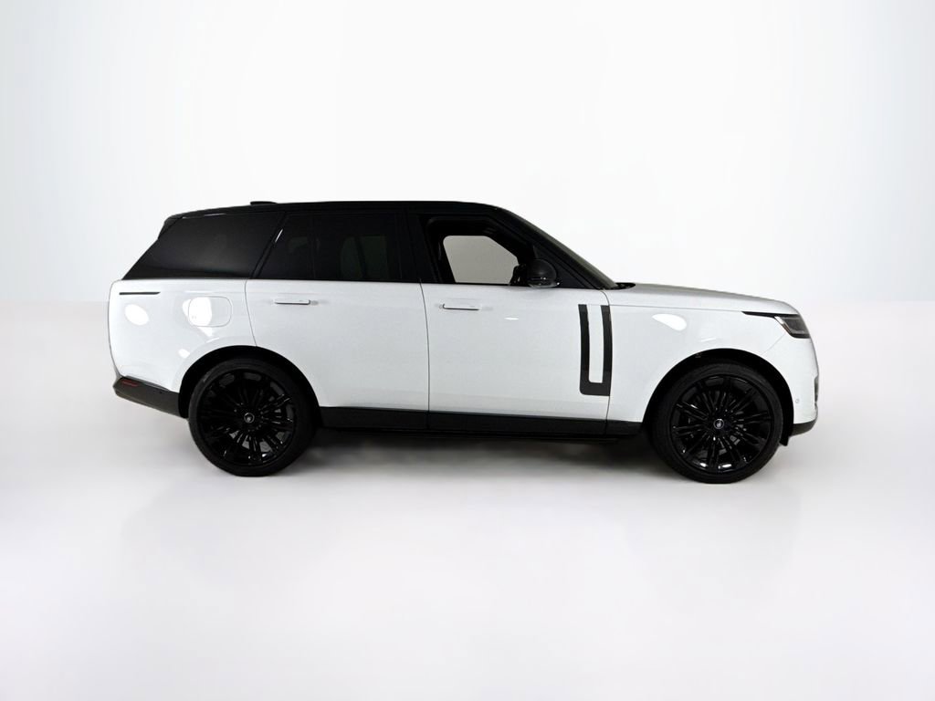Used 2024 Land Rover Range Rover SE image 6
