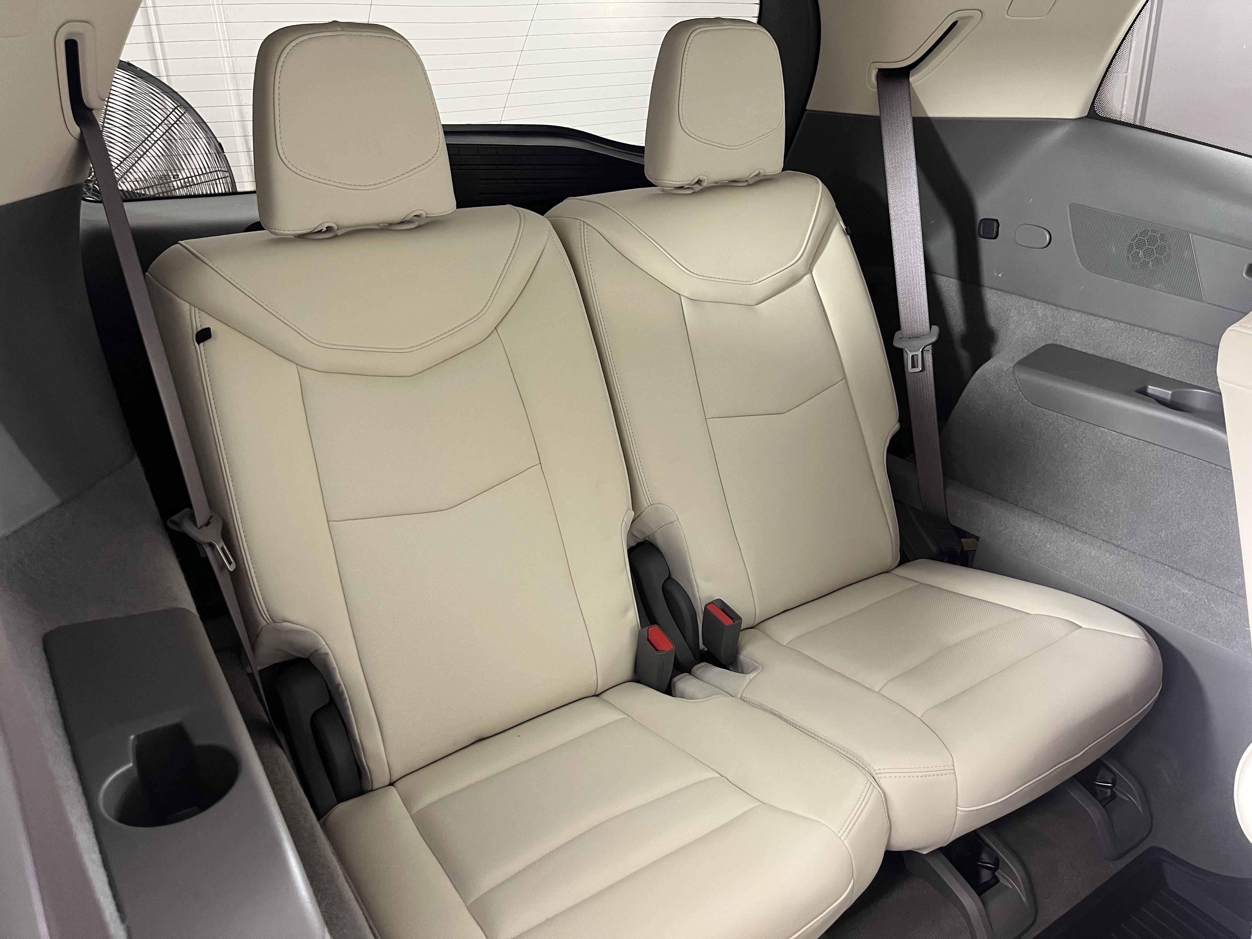 Used 2023 Cadillac XT6 Premium Luxury w/ Technology Package image 28