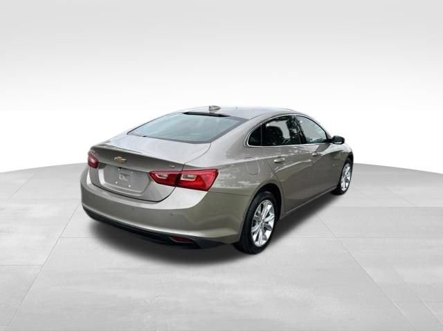 Used 2023 Chevrolet Malibu LT w/ Driver Confidence Package FWD image 7