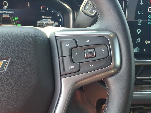 Used 2025 Chevrolet Silverado 2500 LT w/ Convenience Package AWD/4WD image 16