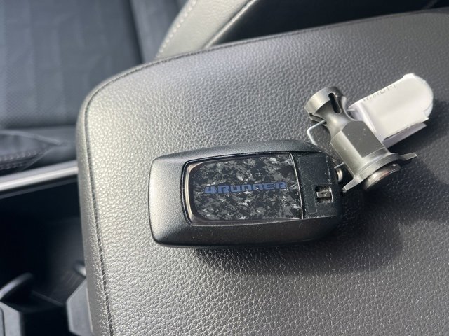 Used 2025 Toyota 4Runner TRD Off-Road Premium image 71