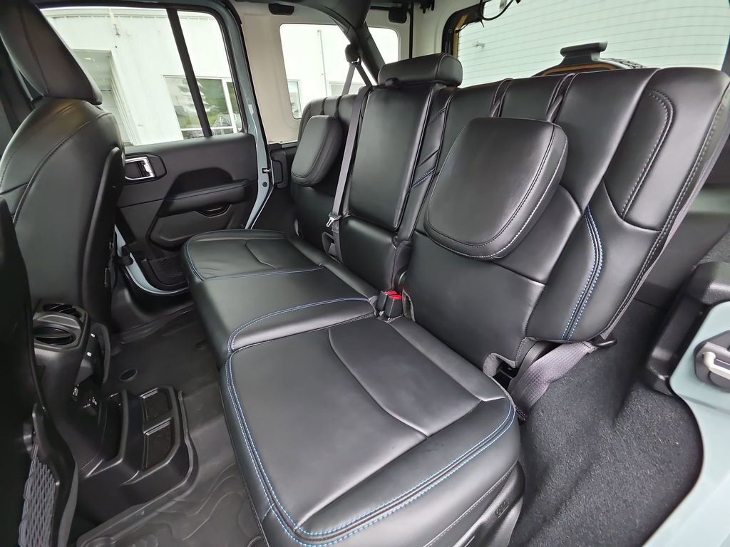 Used 2024 Jeep Wrangler Unlimited Rubicon 4xe image 23