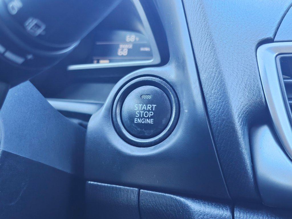 Used 2018 MAZDA MAZDA3 Touring image 13