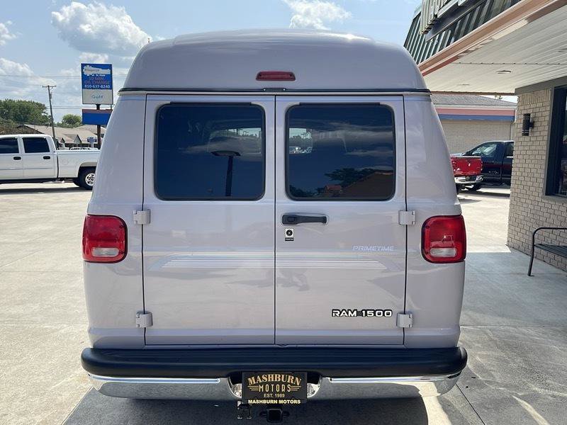 Used 1999 Dodge B1500 RWD image 12