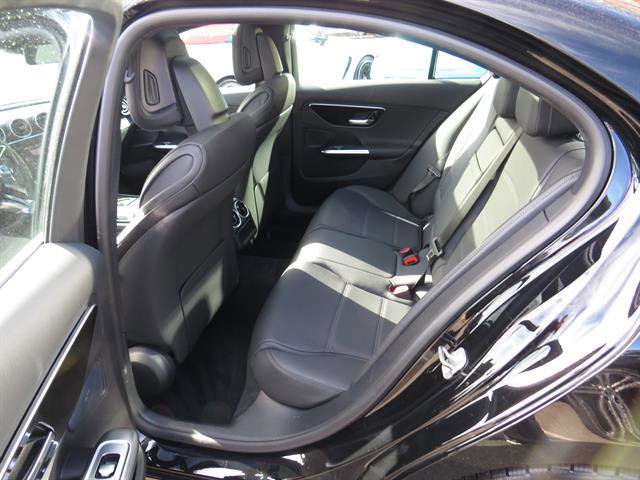 Used 2025 Mercedes-Benz C 300 4MATIC Sedan image 20