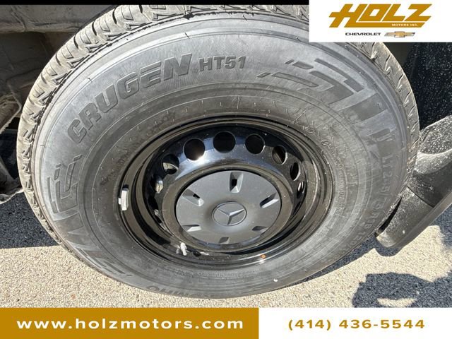 Used 2025 Mercedes-Benz Sprinter 2500 image 30