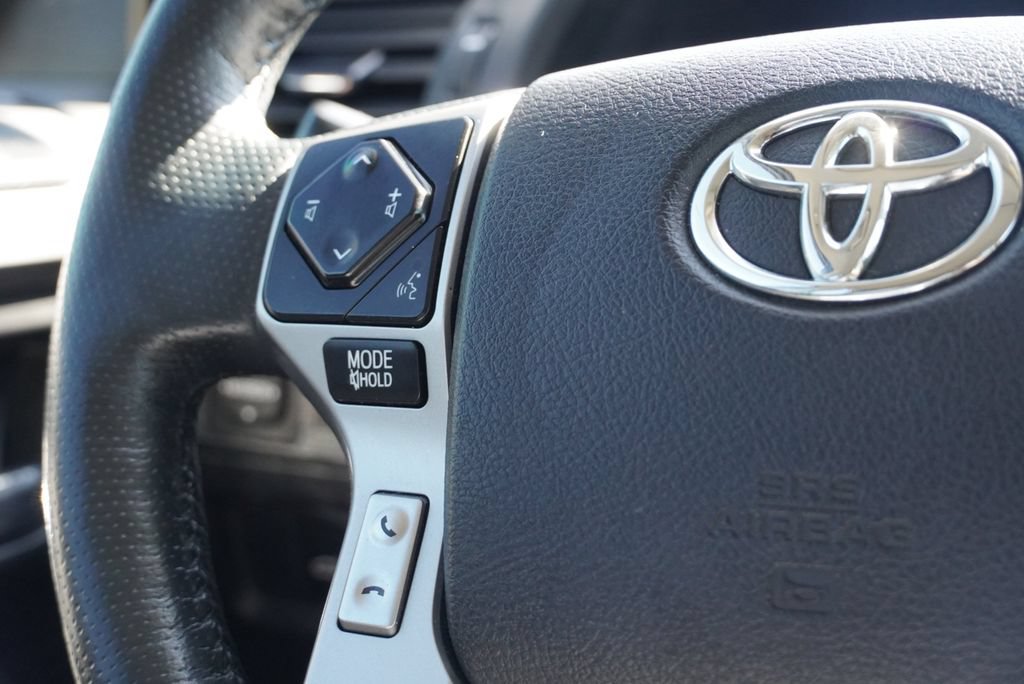 Used 2023 Toyota 4Runner SR5 Premium w/ Moonroof Package RWD image 31