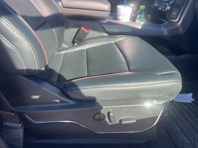 Used 2023 Ford F150 Lariat w/ Trailer Tow Package image 8