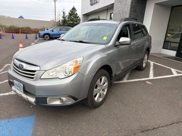 Used 2010 Subaru Outback 2.5i Limited w/ Popular Equipment Group 3B image 3