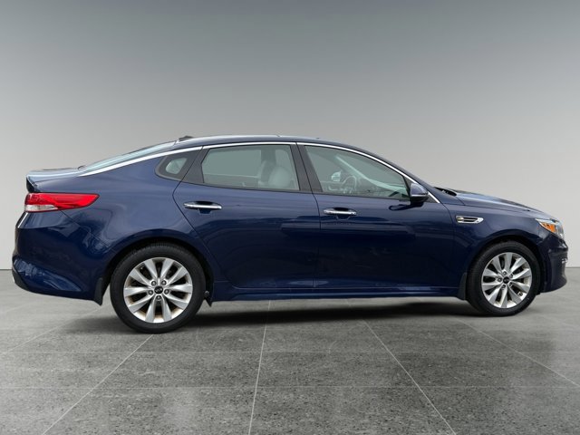 Used 2018 Kia Optima EX w/ Premium Package image 6
