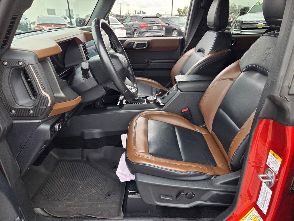 Used 2024 Ford Bronco Outer Banks image 5