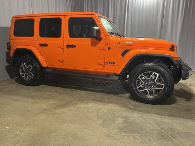New 2025 Jeep Wrangler Sahara image 9