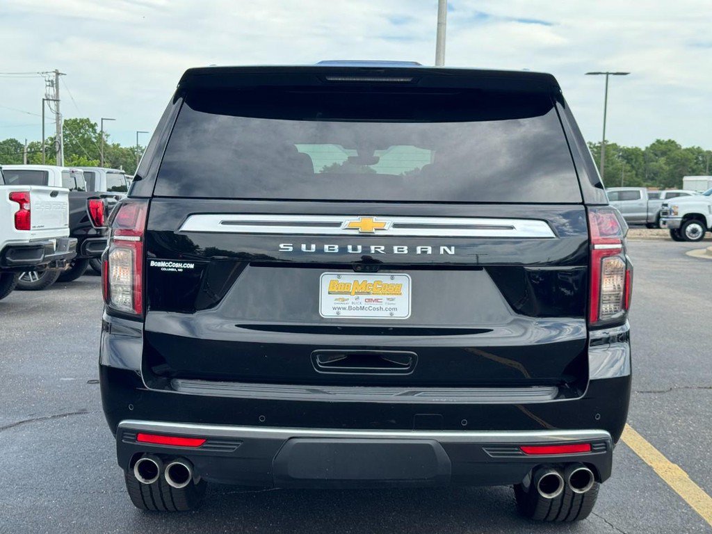 Certified 2021 Chevrolet Suburban High Country AWD/4WD image 5