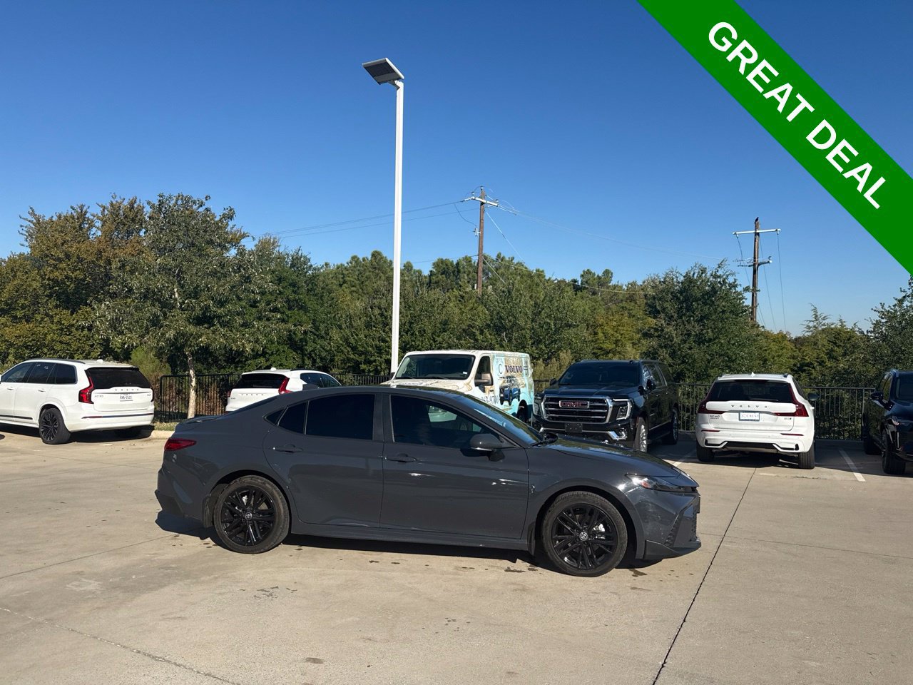 Used 2025 Toyota Camry SE w/ Multimedia Upgrade Package AWD/4WD image 9