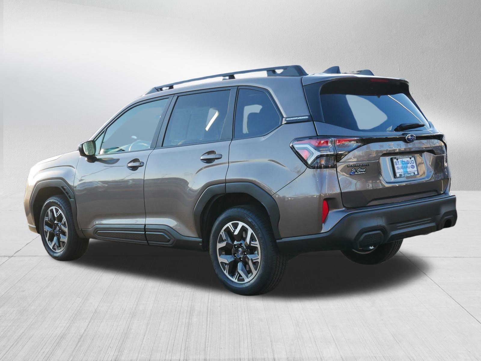 Certified 2025 Subaru Forester Premium image 5