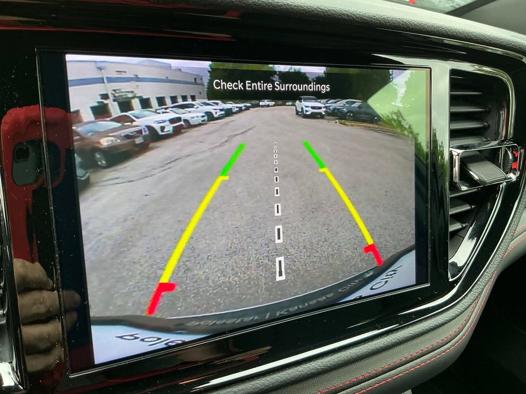Used 2025 Dodge Durango GT AWD/4WD image 24