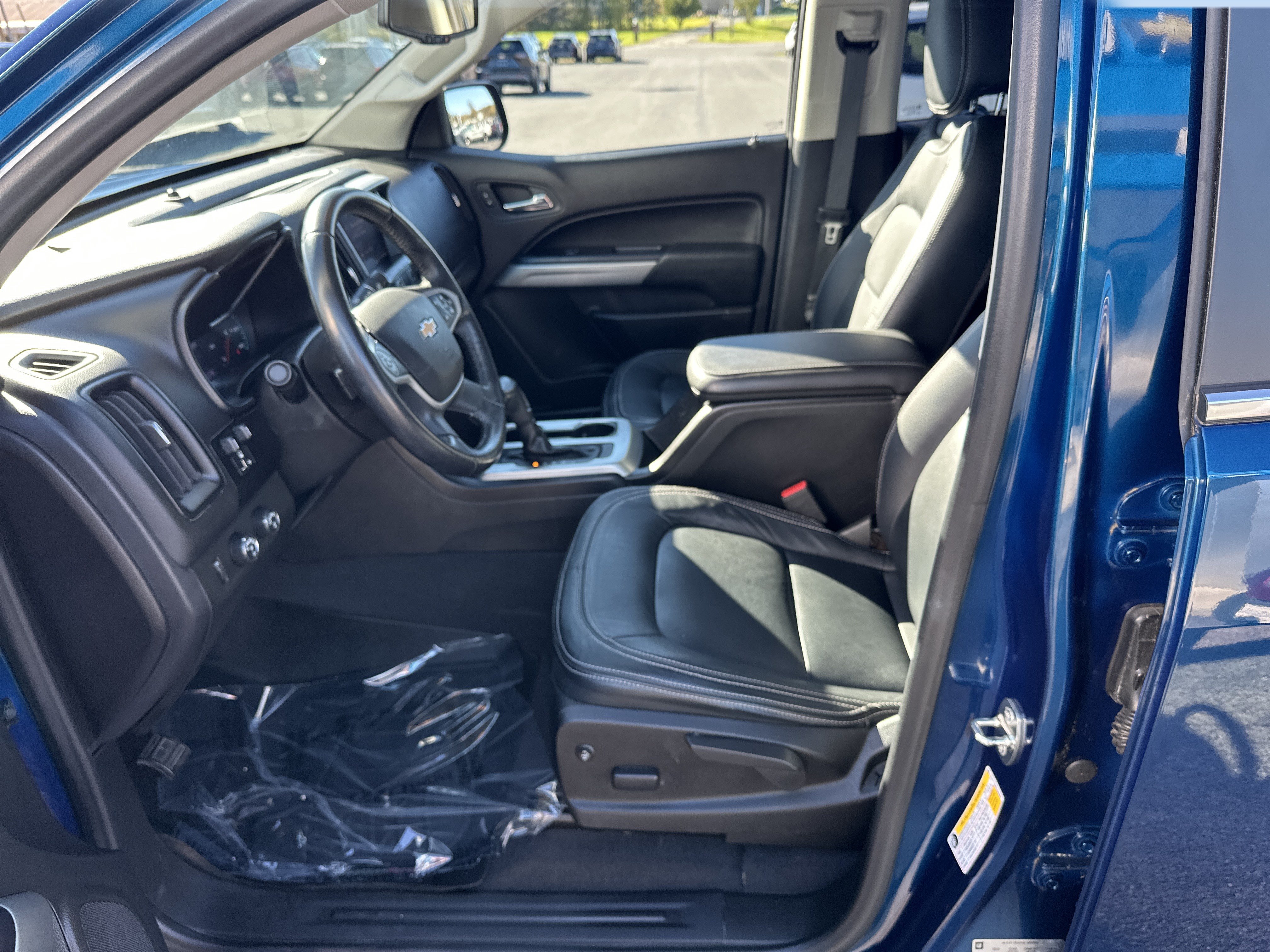 Certified 2019 Chevrolet Colorado LT w/ LT Convenience Package AWD/4WD image 10