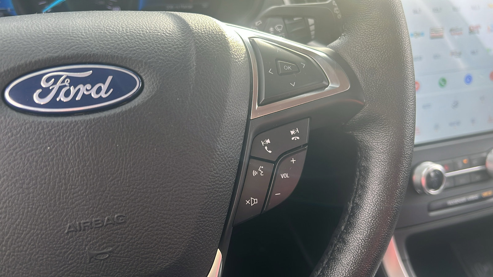 Used 2022 Ford Edge SEL w/ Convenience Package image 19