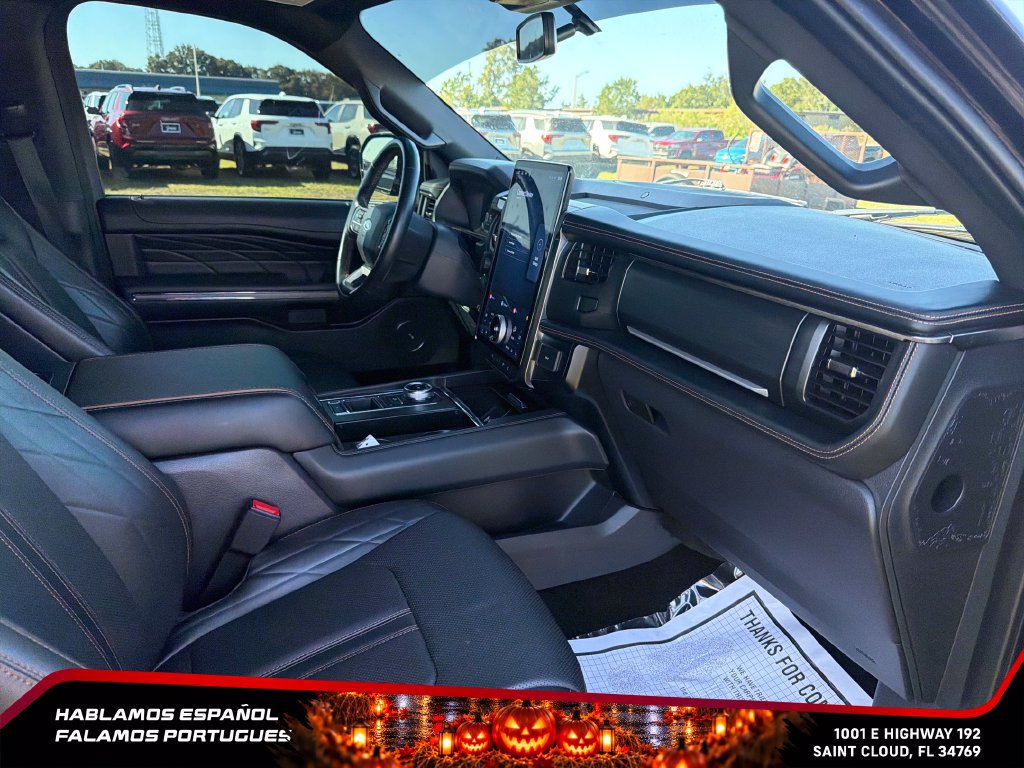 Used 2024 Ford Expedition Platinum RWD image 35
