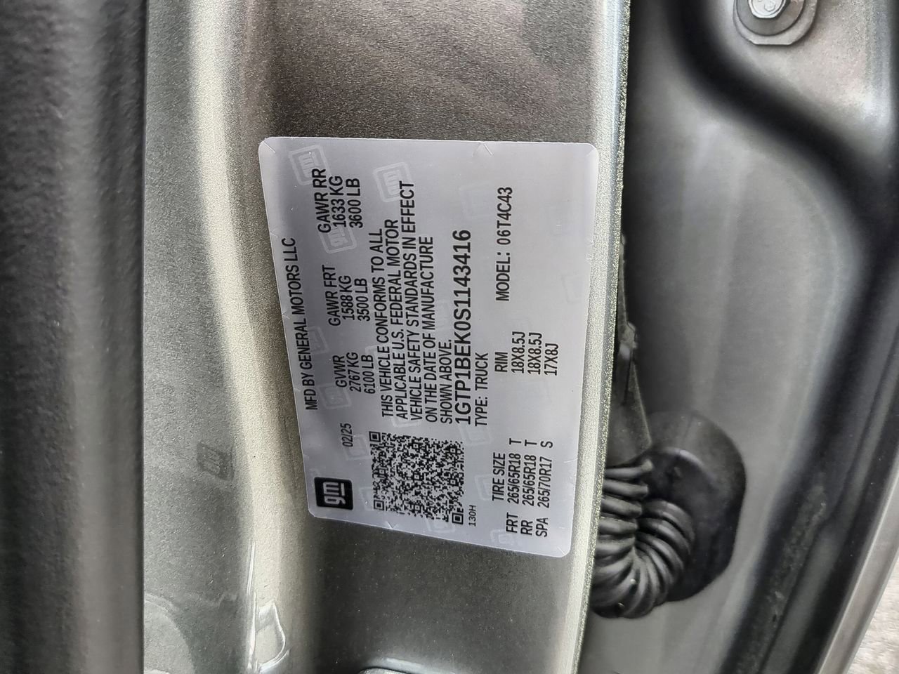 Used 2025 GMC Canyon Elevation RWD image 31