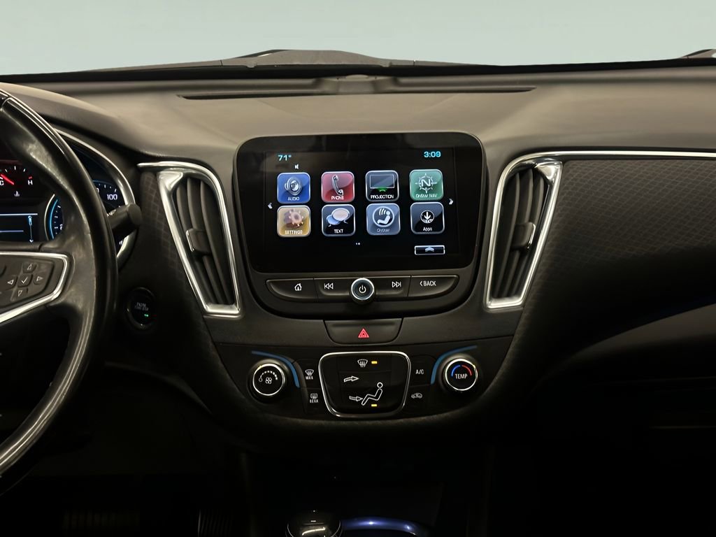 Certified 2018 Chevrolet Malibu LT image 27