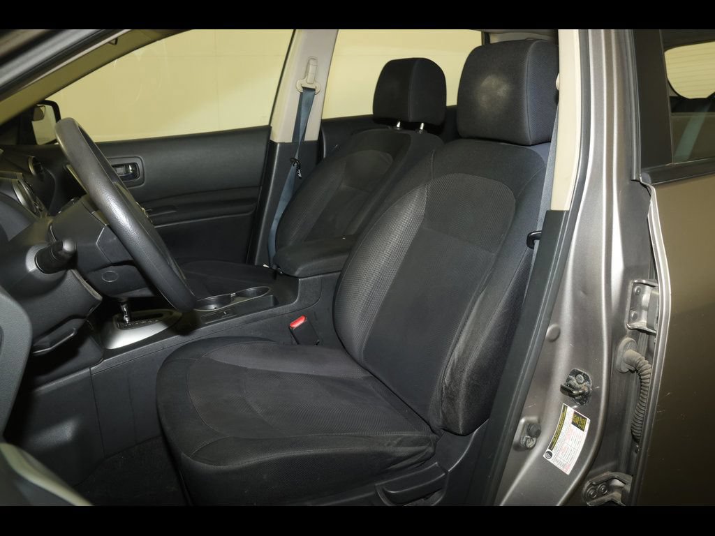 Used 2013 Nissan Rogue S AWD/4WD image 14