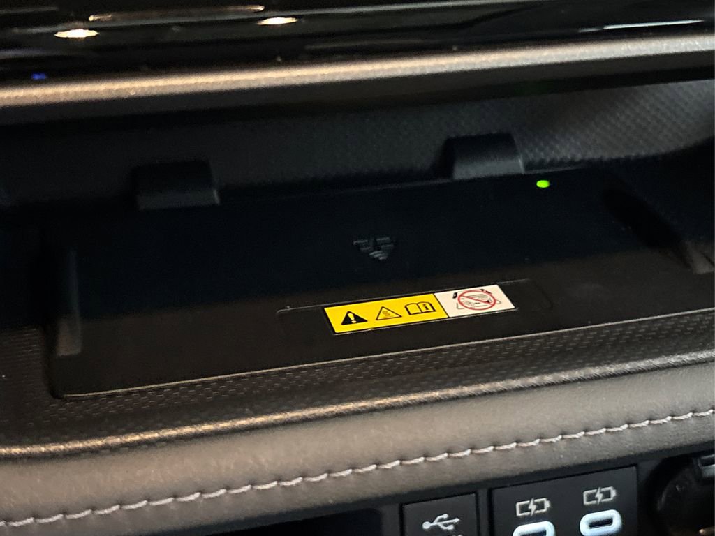 Used 2023 Toyota Highlander XLE image 41