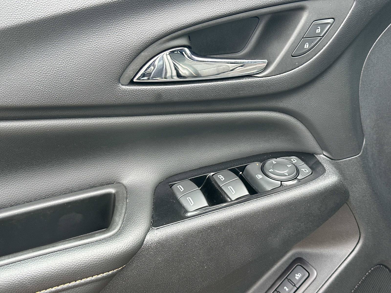 Certified 2022 Chevrolet Equinox Premier AWD/4WD image 15