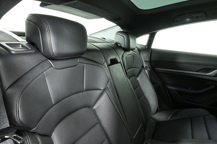 New 2025 Porsche Taycan image 22