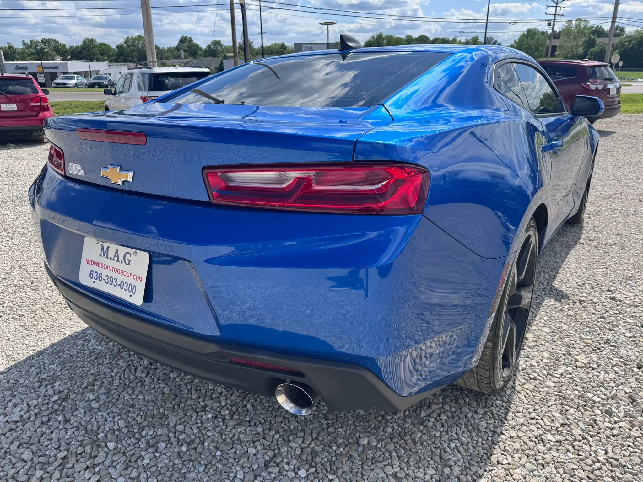 Used 2018 Chevrolet Camaro LT RWD image 6