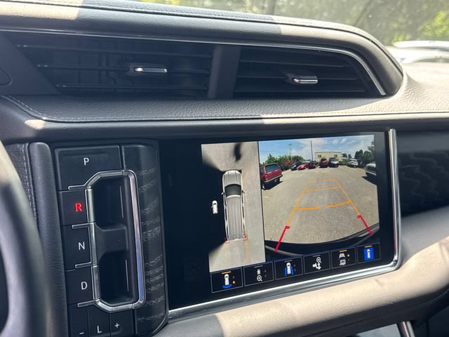 Used 2023 GMC Yukon Denali AWD/4WD image 22