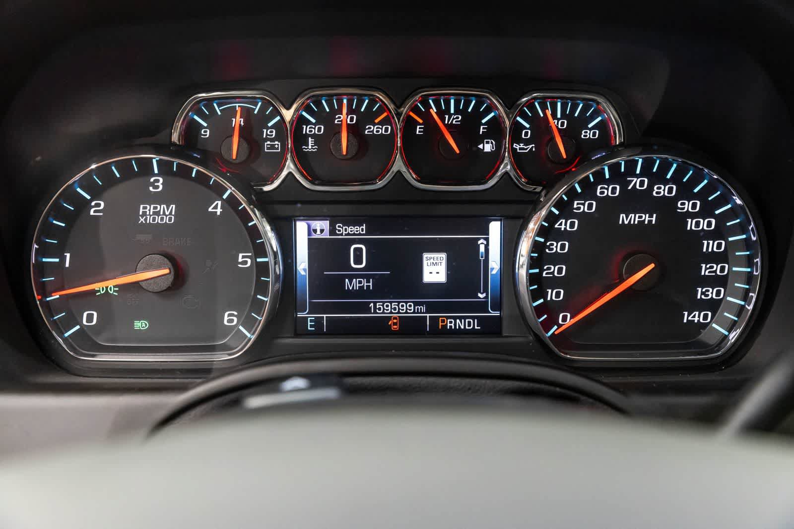 Used 2018 Chevrolet Tahoe LT w/ LT Signature Package AWD/4WD image 24