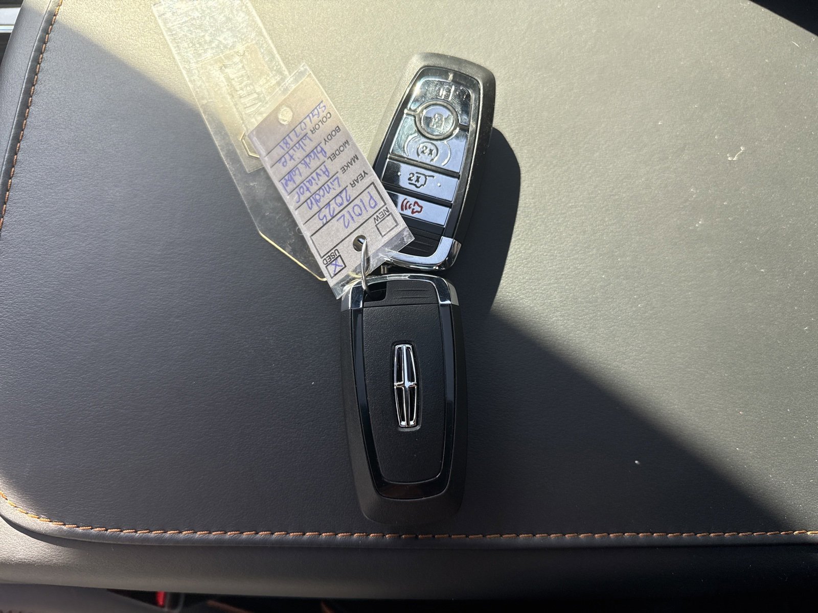 Certified 2025 Lincoln Aviator Black Label image 29