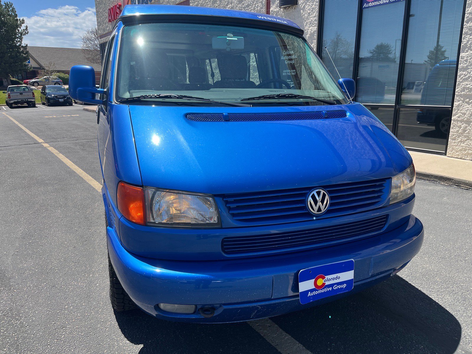 Used 2003 Volkswagen Eurovan MV FWD image 2