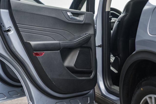 Certified 2022 Ford Escape SEL image 40