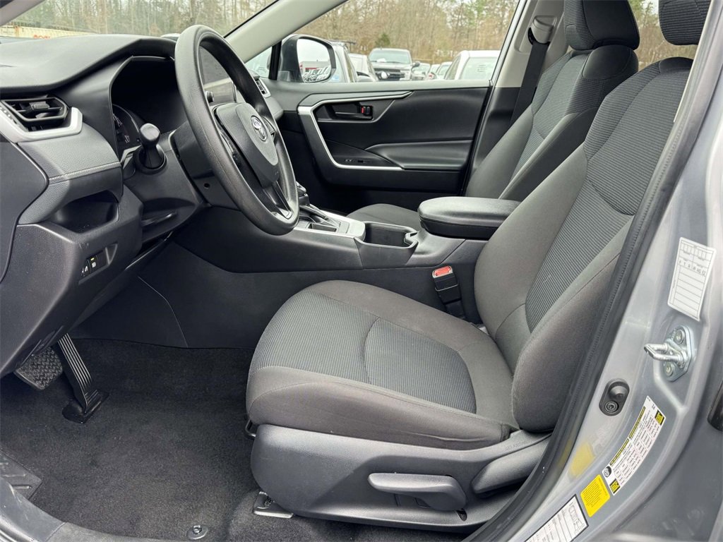 Used 2025 Toyota RAV4 LE image 19