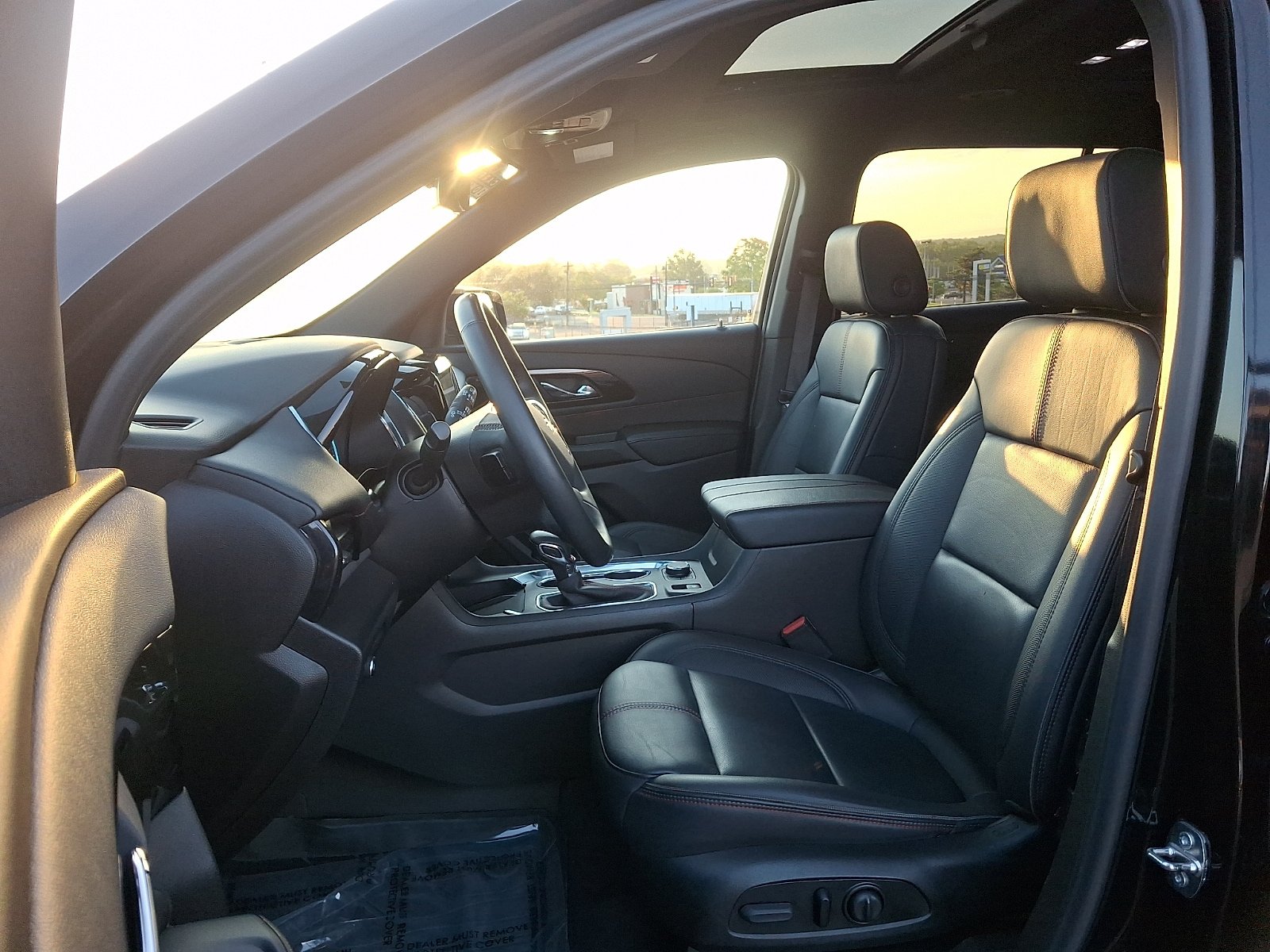 Used 2023 Chevrolet Traverse RS w/ LPO, Floor Liner Package AWD/4WD image 13