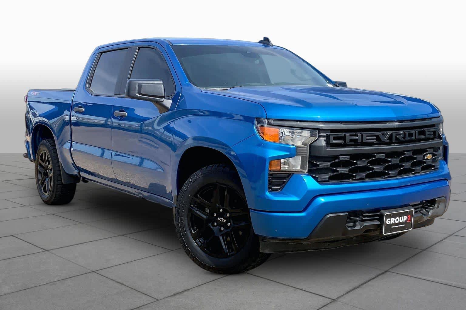 Certified 2022 Chevrolet Silverado 1500 Custom w/ LPO, Dark Essentials Package AWD/4WD image 3